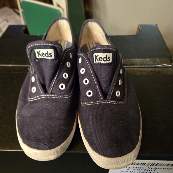 Womens Worn.Keds - Picture 4 of 4